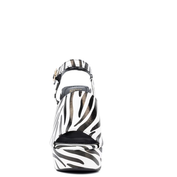 NY&CO Black & White Vegan Leather Animal Print Pumps Sandals - Picture 5 of 6